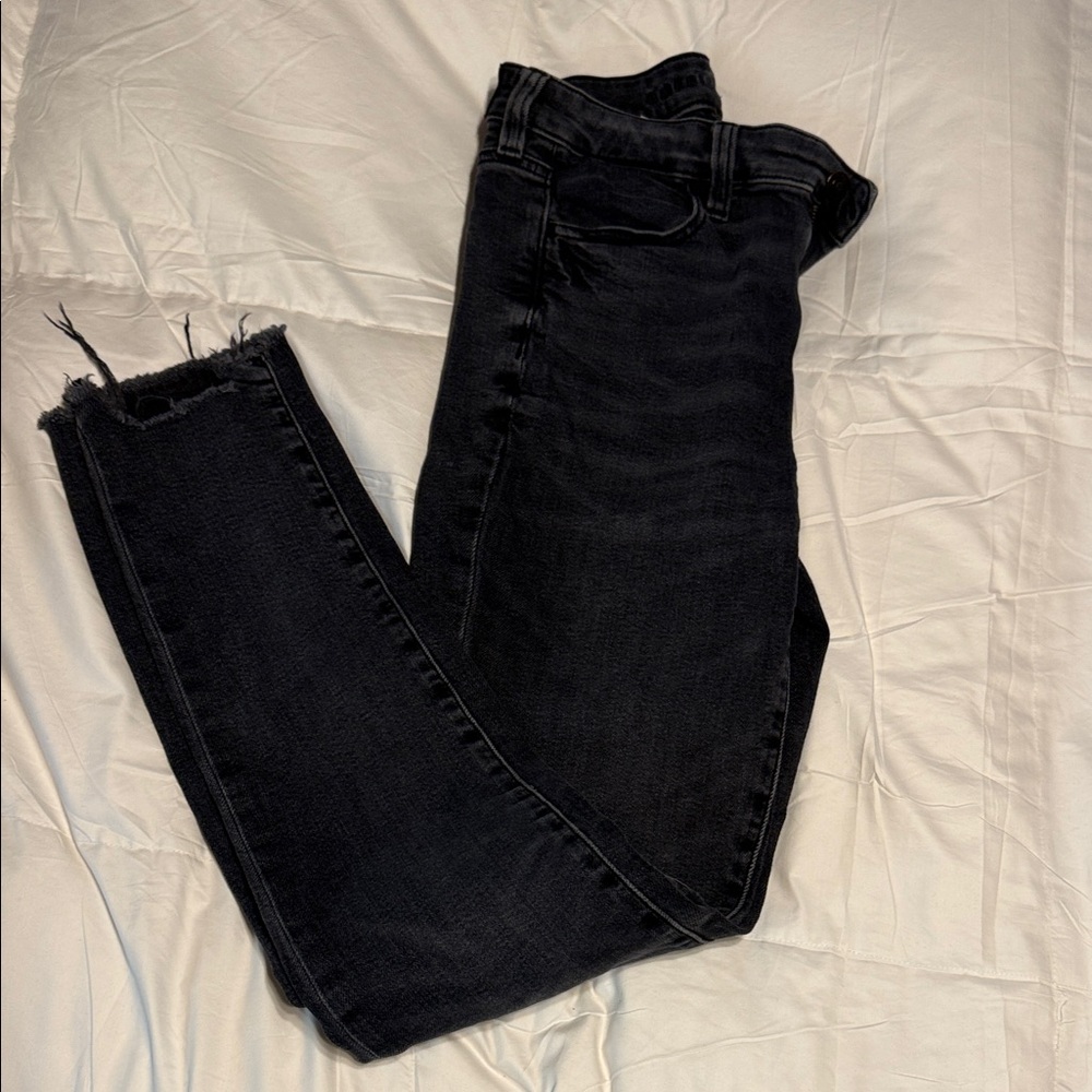 Women's Black Frayed Hem Jeans